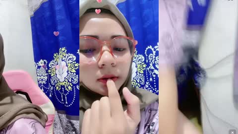 Birahi Parah Ciroyo Chacha Omek Sepong Dildo
